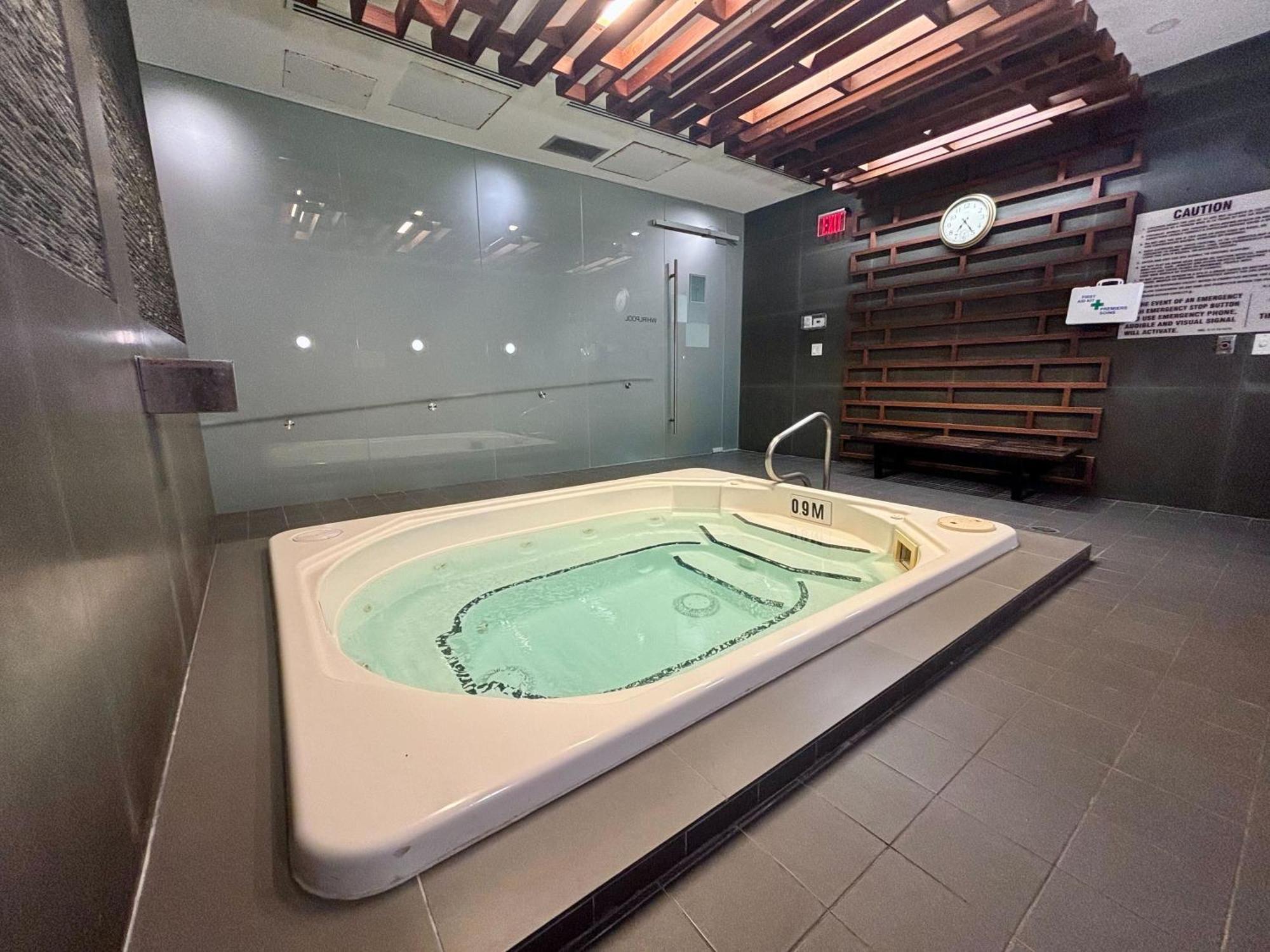Stylish Suite At 300 Front Street W Toronto Zewnętrze zdjęcie